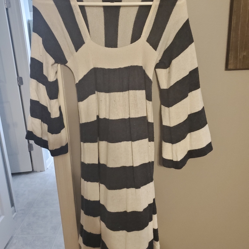 Express Gray and White Sweater Dress